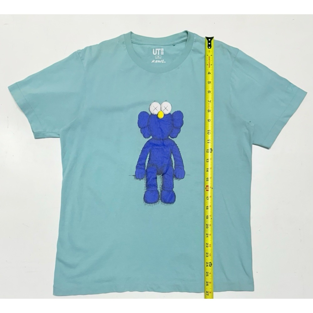Uniqlo x Kaws Blue BFF Green Tee Size Medium‎